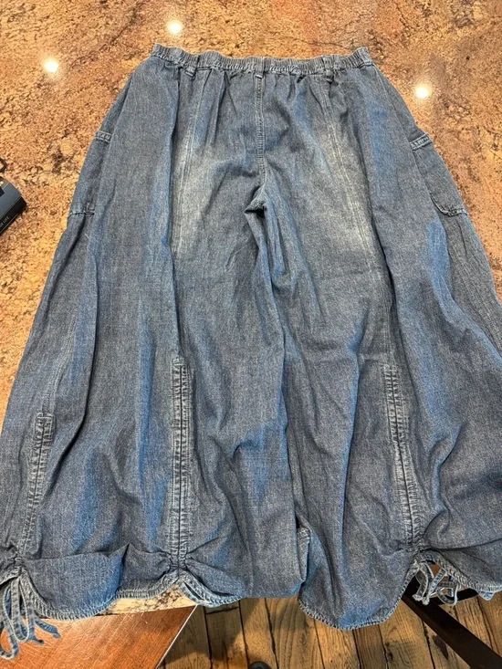 eesome Washed Blue Flowing Denim Pants - Picture 4 of 4